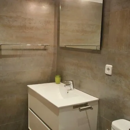 Duplex En Frente De La Playa Al Lado De Barcelona 아파트 카네트데마르
