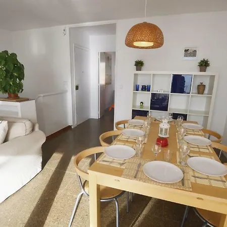 Duplex En Frente De La Playa Al Lado De Barcelona Apartment